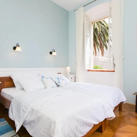 Posat 3* دوبروفينك